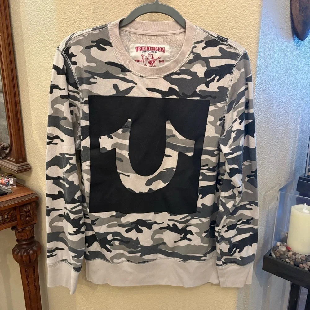 True Religion Men Camo Large Logo Graphic Crewneck Sweater Size Small